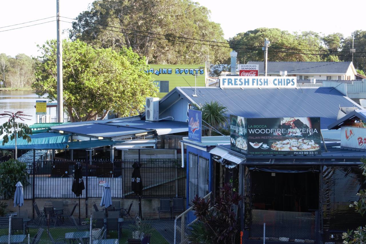 Hibiscus Lakeside Motel Budgewoi Exteriér fotografie