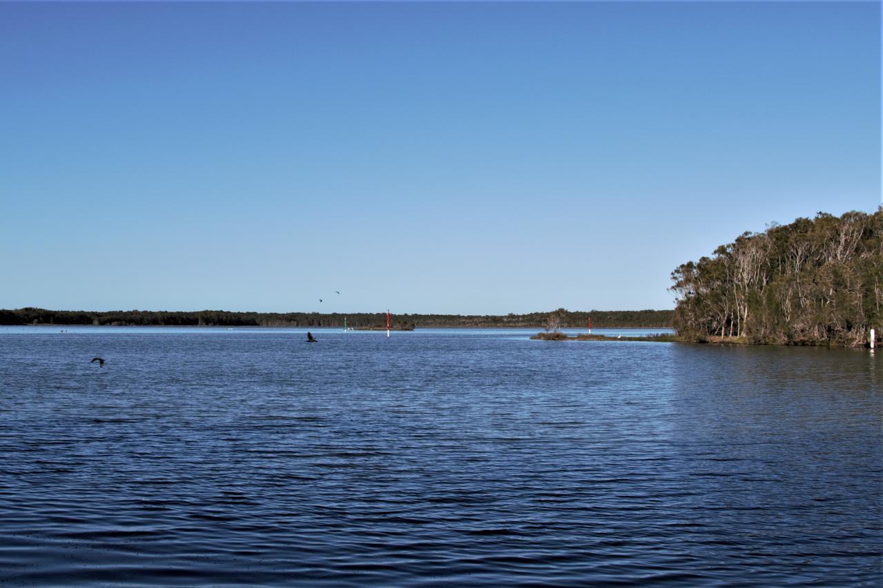 Hibiscus Lakeside Motel Budgewoi Exteriér fotografie