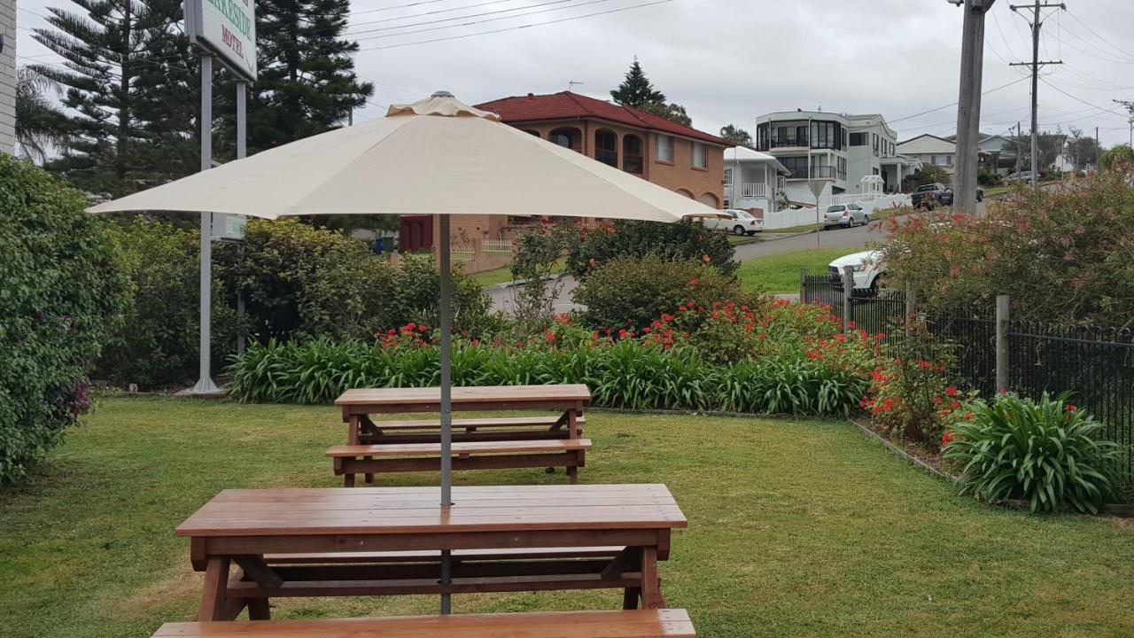 Hibiscus Lakeside Motel Budgewoi Exteriér fotografie